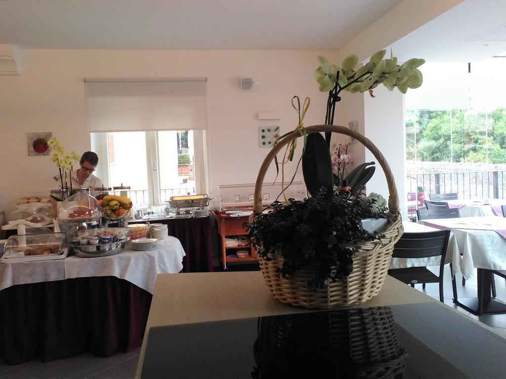 Hotel Orchidea Bardolino Ngoại thất bức ảnh